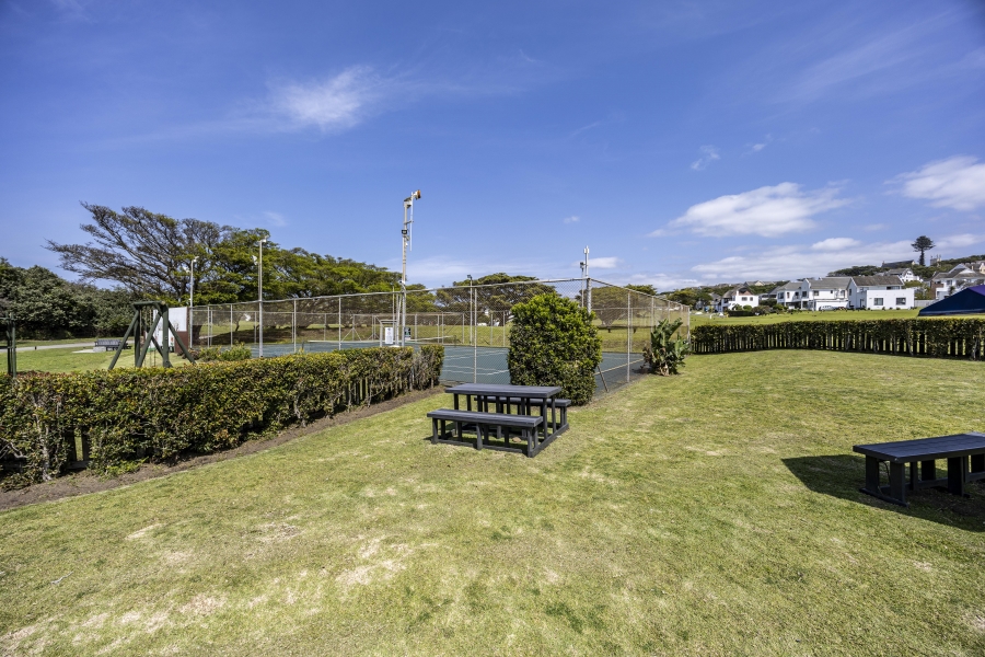 0 Bedroom Property for Sale in Cove Rock Eastern Cape
